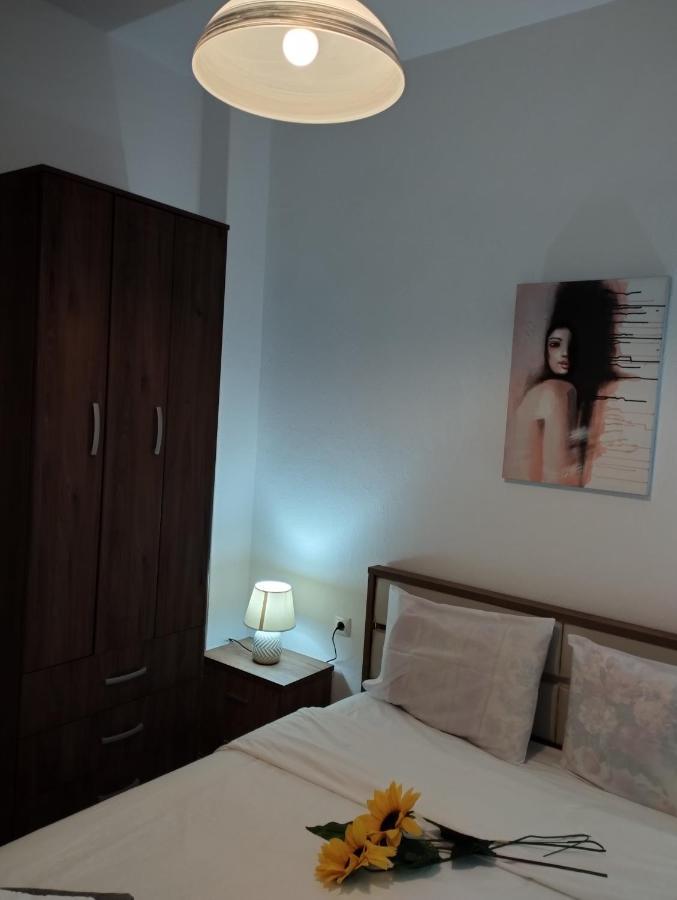Ferienwohnung Tsantilis Down Town Kavala Exterior foto